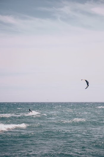 Kite Surfer