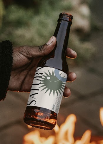 Label mockup on bottle psd | Free PSD Mockup - rawpixel