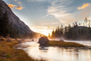 lake photography during daytime