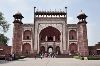 Landscape Photo of a Muslim Temple
