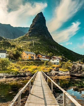 Landscape Photography of Landmark Mountain