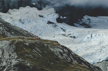 landscape photography of mountain apls