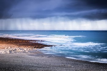landscape photography of seashore