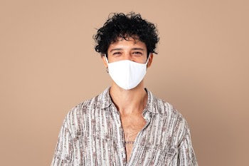 Latin man wearing face mask in the new normal | Free stock photo | High Resolution image