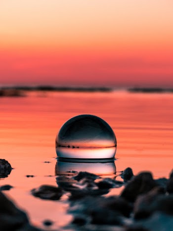 Lensball