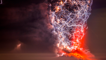 Lightning over a volcanic eruption in Chile : interestingasfuck