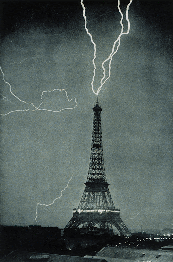 Lightning striking the Eiffel Tower, | Free Photo - rawpixel