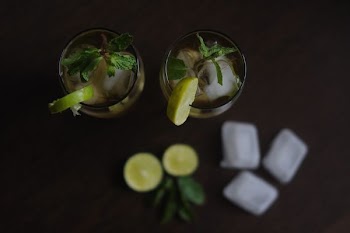 lime juice on cups