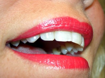 lips talking.jpg