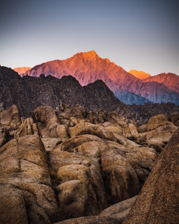 Lone Pine Peak, as seen from the Alabama Hills in eastern California, USA, at dawn. 