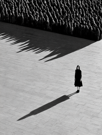 Lonely Presence in a Crowded Shadow
