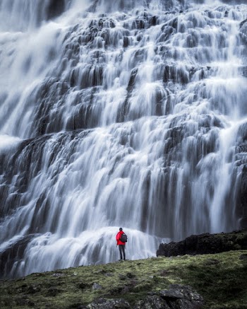 Long Exposure Photography of Body of Water
