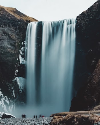 Long-exposure Photography of Waterfalls