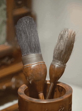 long handled dark brown wood | Free Photo - rawpixel