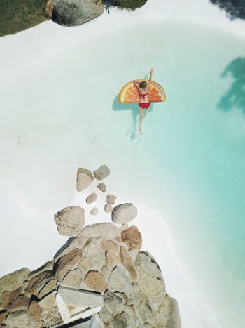 Looks like Seychelles, but it was a swimming pool. A really cool one to be honest!
Couldn´t resist taking my drone up n the air to capture it. 
