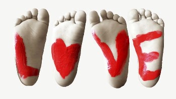 Love painted on children's feet | Free PSD - rawpixel