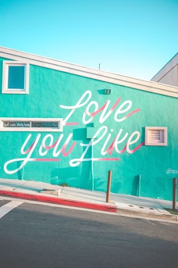 love you like mural