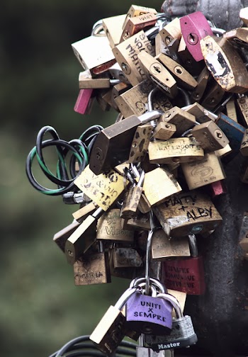 lovelocksCN_2204.jpg