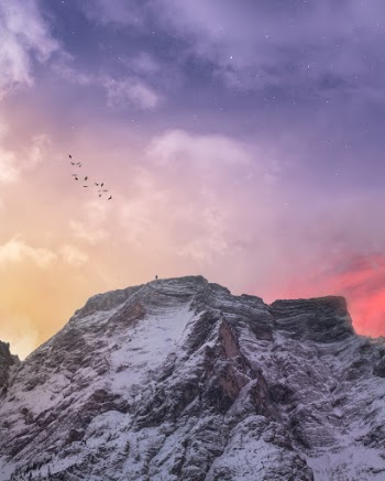 Lovely sunset over Dolomites - Italy
GEAR⤸
Foreground: Nikon D5500 - Nikkor 18-135 mm
Instagram Account - @therawhunter
https://www.instagram.com/therawhunter/