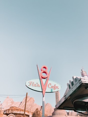 Low-Angle Photo of Flo's V8 Cafe Signage