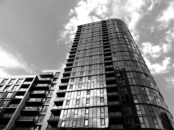 Low Angle Photography of Building