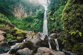 Low Angle Photography of Plunge Waterfalls