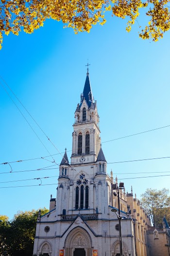 Low Angle Shot Of The Perspective Of An Old Cathedral
