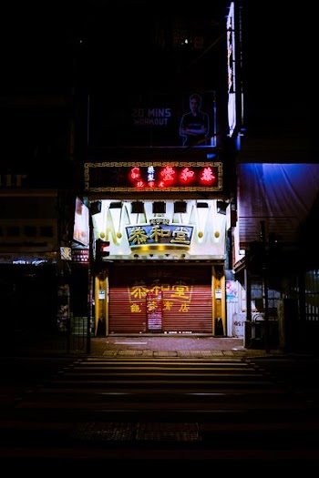 low-light photography of establishment