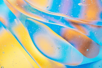 Macro photography of water and sunflower oil in different variations