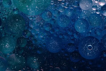 Macro photography of water and sunflower oil in different variations