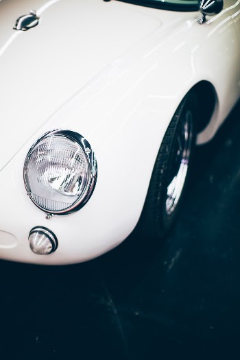 Made with Canon 5d Mark III and loved analog lens, Leica Summilux-R 1.4 / 50mm (Year: 1983)