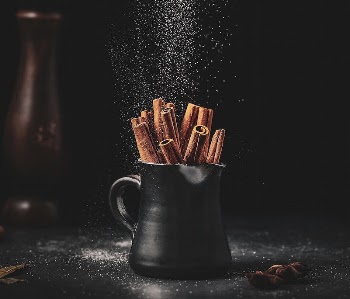 Magical cinnamon | Free Photo - rawpixel