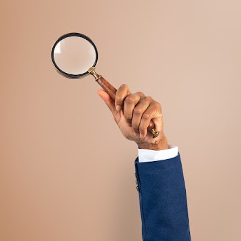 Magnifying glass research business symbol | Free stock photo | High Resolution image