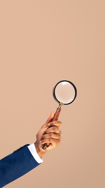 Magnifying glass research business symbol | Free stock photo | High Resolution image