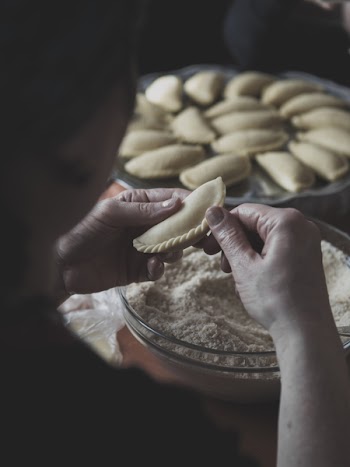 Making homemade ravioli 