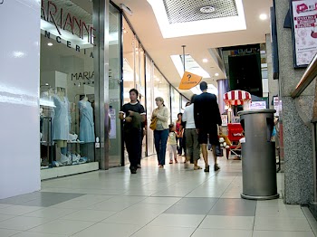 Mall_4210.JPG