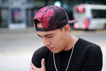 Man Crew-neck Top