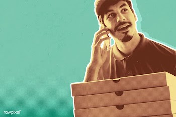 Man delivery pizza to customer | Free  illustration - 2312378