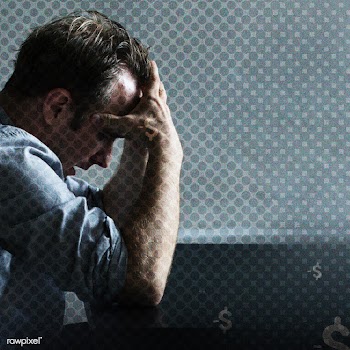 Man feeling depressed due to unemployment and cocid-19 | Free  photo - 2306835