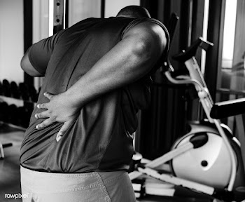 Man having problems with his back | Free stock photo - 413528