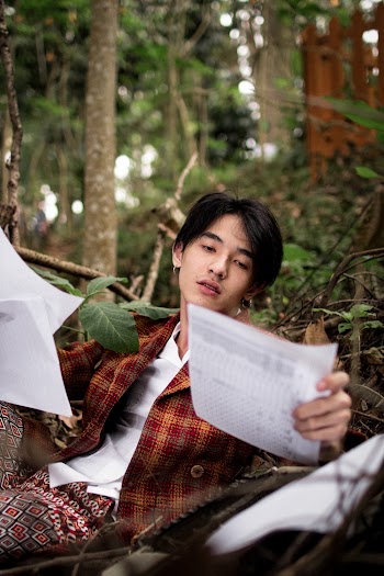man holding a papers  