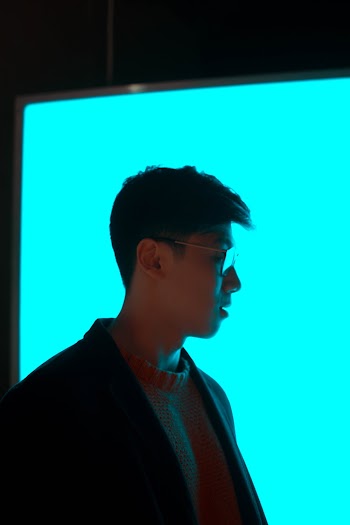 Man in Eyeglasses Looking Left