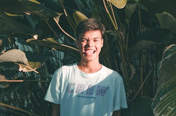 Man in White Crew Neck T-shirt