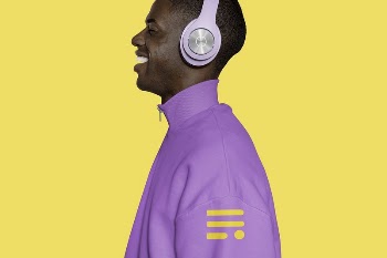 Man listening to music, wearing | Free Photo - rawpixel