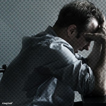 Man losing his job due to COVID-19 financial impact | Free  photo - 2303828