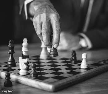 Man making his next move | Free stock photo - 413245