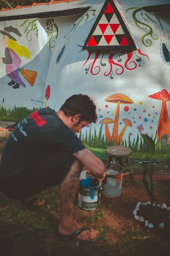 Man Painting