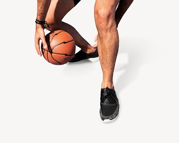 Man playing basketball leisure activity | Free Photo - rawpixel