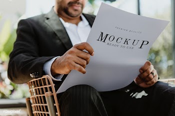 Man reading the news | Free stock psd mockup - 1205270