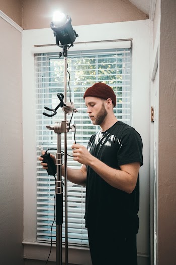Man Setting Lighing Effect